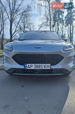 Внедорожник / Кроссовер Ford Escape 2021 в 