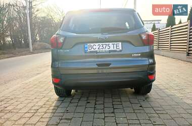 Внедорожник / Кроссовер Ford Escape 2016 в 
