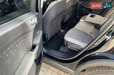 Внедорожник / Кроссовер Ford Escape 2019 в 