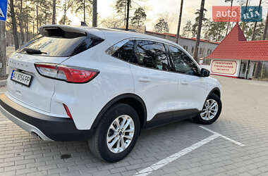 Внедорожник / Кроссовер Ford Escape 2021 в 