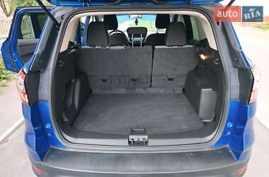 Позашляховик / Кросовер Ford Escape 2019 в 