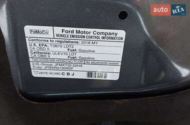 Внедорожник / Кроссовер Ford Escape 2018 в 