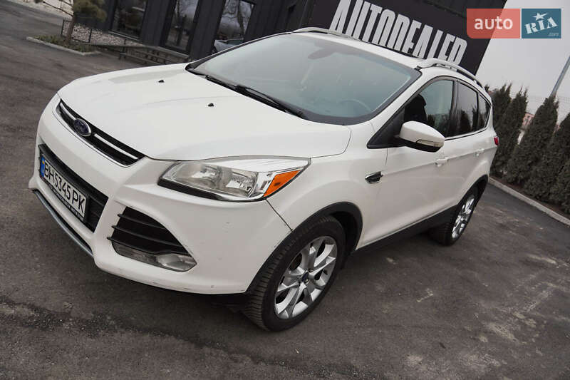 Внедорожник / Кроссовер Ford Escape 2015 в Каменец-Подольском