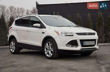 Внедорожник / Кроссовер Ford Escape 2015 в 