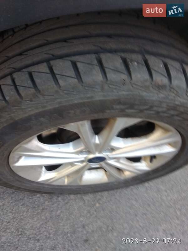 Внедорожник / Кроссовер Ford Escape 2018 в Львове