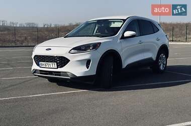 Внедорожник / Кроссовер Ford Escape 2020 в Здолбунове