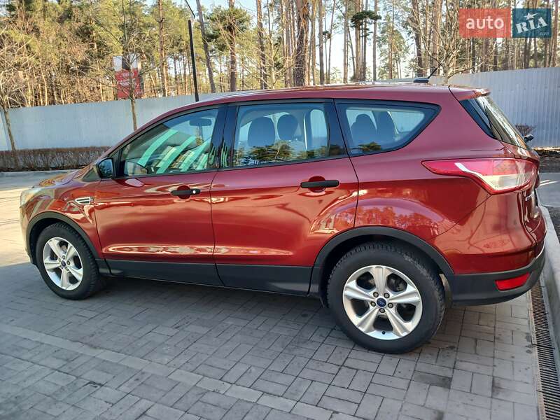 Внедорожник / Кроссовер Ford Escape 2015 в Киеве