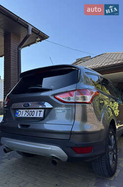 Внедорожник / Кроссовер Ford Escape 2014 в Ровно
