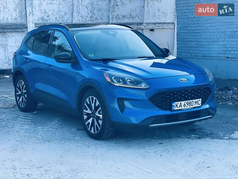 Позашляховик / Кросовер Ford Escape 2020 в Києві