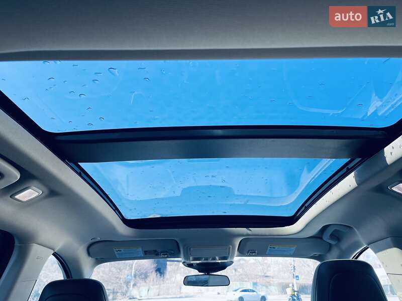 Позашляховик / Кросовер Ford Escape 2020 в Києві