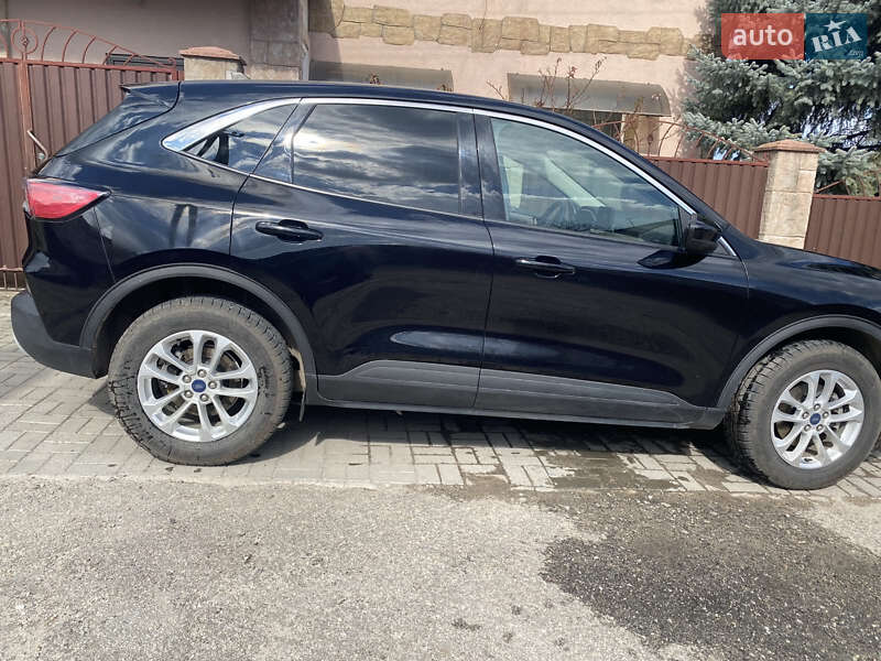 Внедорожник / Кроссовер Ford Escape 2020 в Запорожье