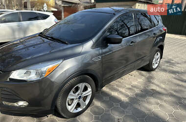 Внедорожник / Кроссовер Ford Escape 2016 в 