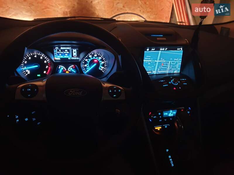 Позашляховик / Кросовер Ford Escape 2016 в Кременчуці