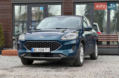 Позашляховик / Кросовер Ford Escape 2020 в 