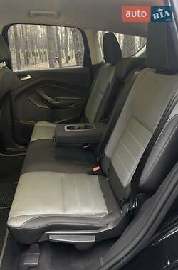 Позашляховик / Кросовер Ford Escape 2015 в Києві