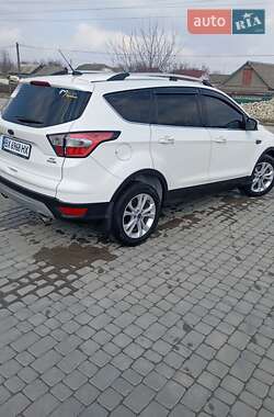 Внедорожник / Кроссовер Ford Escape 2017 в 