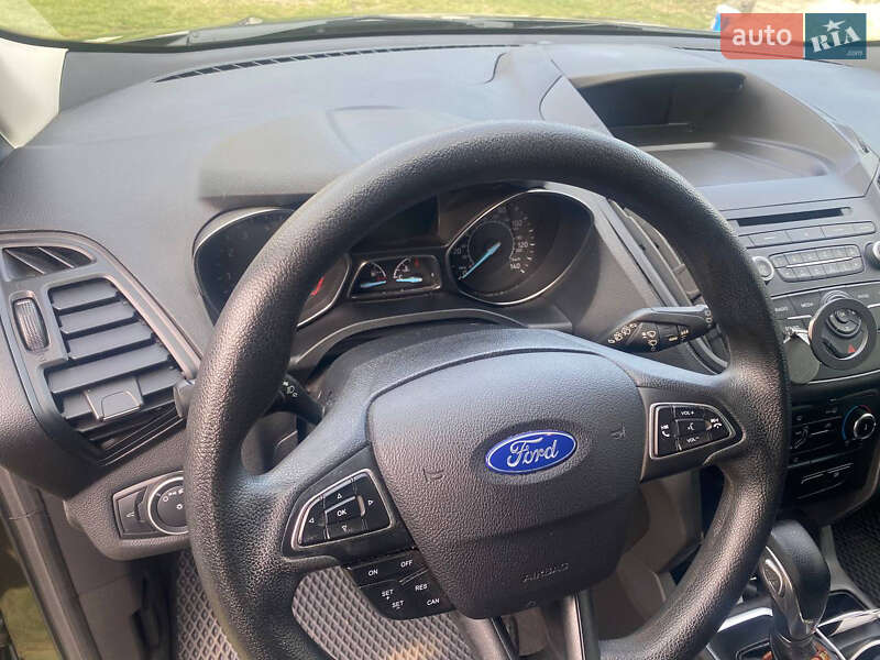 Внедорожник / Кроссовер Ford Escape 2018 в Ивано-Франковске