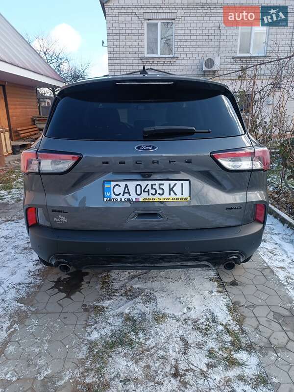 Внедорожник / Кроссовер Ford Escape 2021 в Киеве