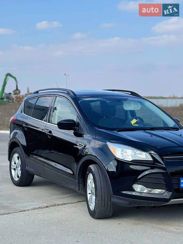 Внедорожник / Кроссовер Ford Escape 2015 в Коростене