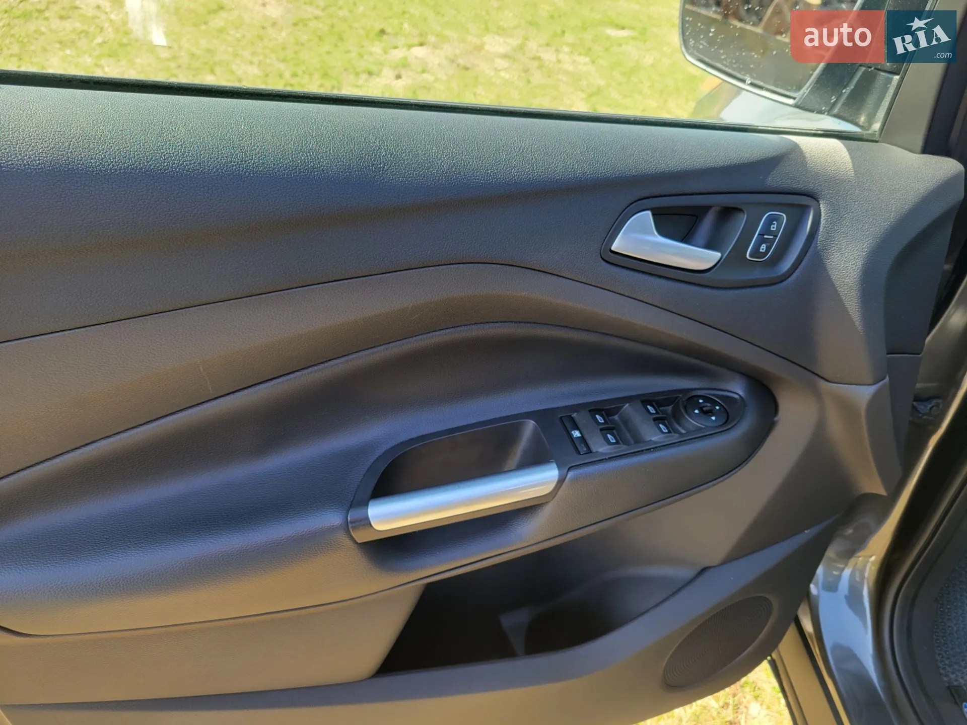 2017 Ford Escape - мініатюра 18