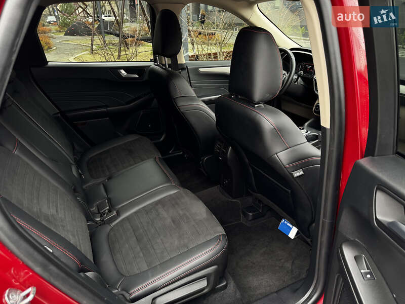 Позашляховик / Кросовер Ford Escape 2019 в Львові