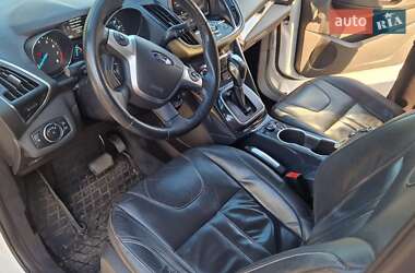 Внедорожник / Кроссовер Ford Escape 2013 в 