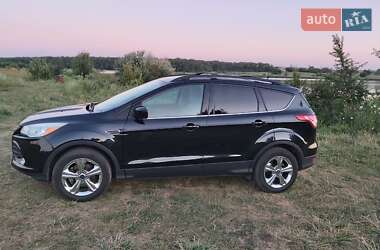 Внедорожник / Кроссовер Ford Escape 2014 в 