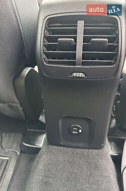 Внедорожник / Кроссовер Ford Escape 2021 в Киеве