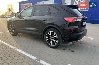 Внедорожник / Кроссовер Ford Escape 2021 в 