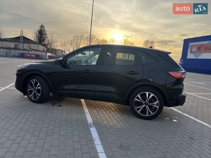 Внедорожник / Кроссовер Ford Escape 2021 в Тернополе