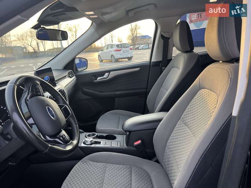 Внедорожник / Кроссовер Ford Escape 2021 в Тернополе
