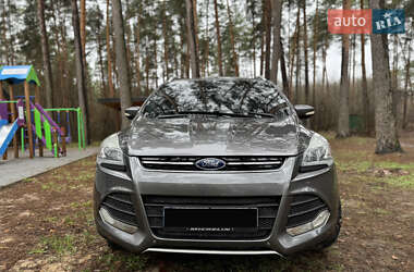 Внедорожник / Кроссовер Ford Escape 2013 в 