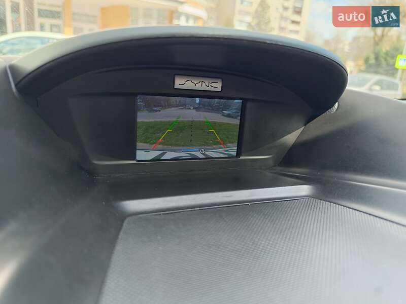 Внедорожник / Кроссовер Ford Escape 2016 в Львове