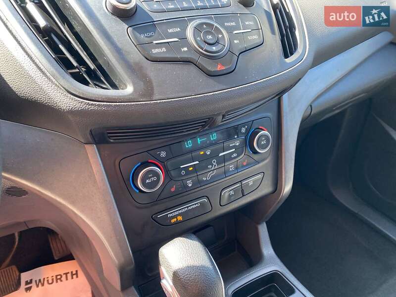 Позашляховик / Кросовер Ford Escape 2018 в Львові