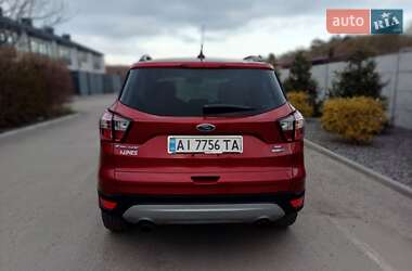 Внедорожник / Кроссовер Ford Escape 2018 в 