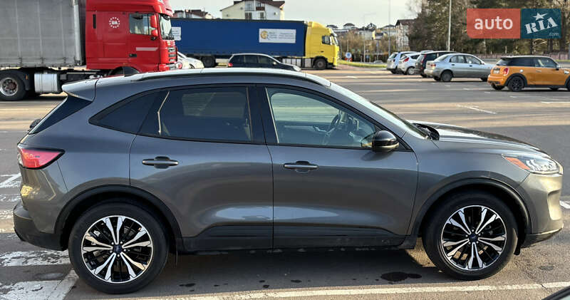 Внедорожник / Кроссовер Ford Escape 2021 в Ровно