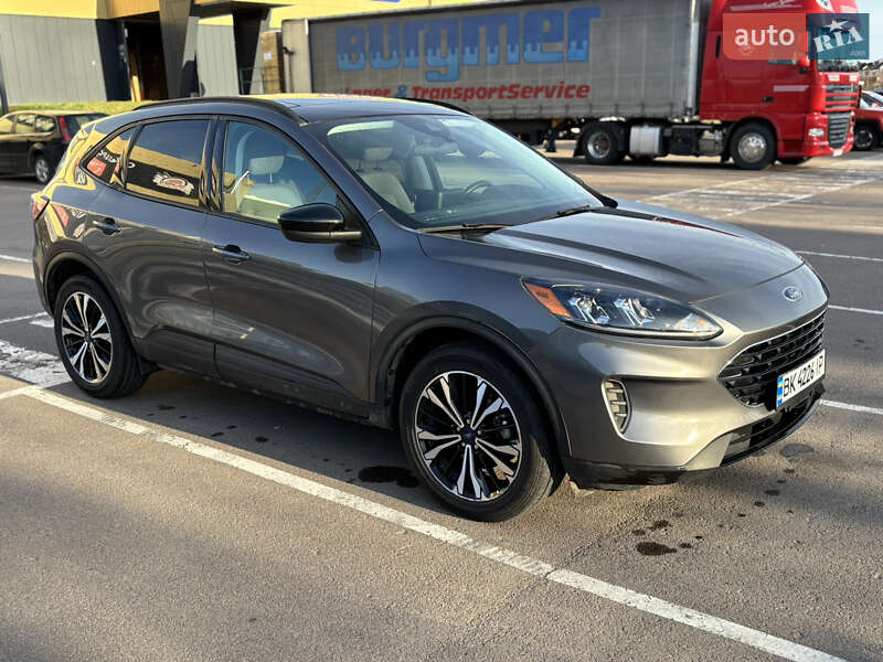 Внедорожник / Кроссовер Ford Escape 2021 в Ровно