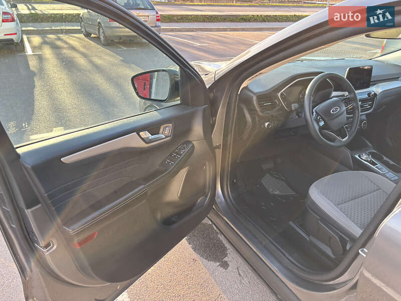 Внедорожник / Кроссовер Ford Escape 2021 в Ровно