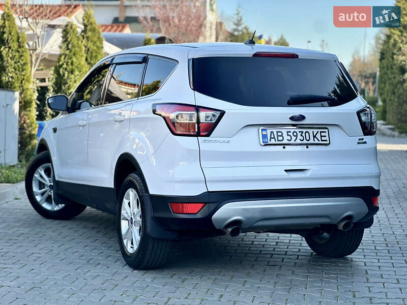 Внедорожник / Кроссовер Ford Escape 2017 в Одессе