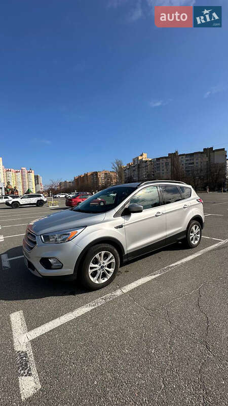 Позашляховик / Кросовер Ford Escape 2016 в Броварах фото 7 Позашляховик / Кросовер Ford Escape 2016 в Броварах