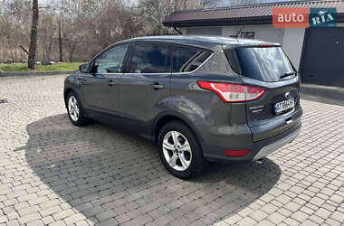 Внедорожник / Кроссовер Ford Escape 2015 в 