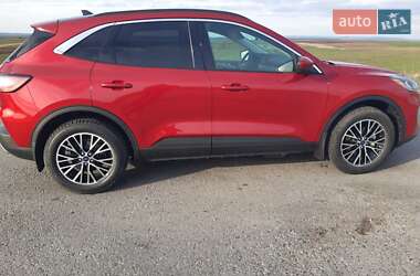 Внедорожник / Кроссовер Ford Escape 2022 в 