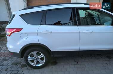 Внедорожник / Кроссовер Ford Escape 2014 в 