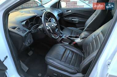 Внедорожник / Кроссовер Ford Escape 2014 в 