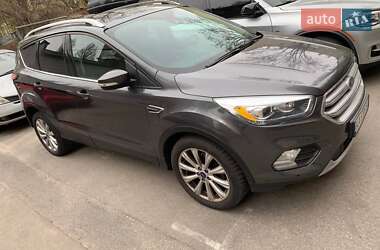 Внедорожник / Кроссовер Ford Escape 2016 в Киеве