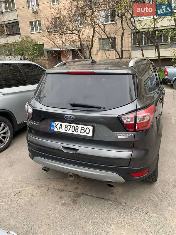 Позашляховик / Кросовер Ford Escape 2016 в Києві