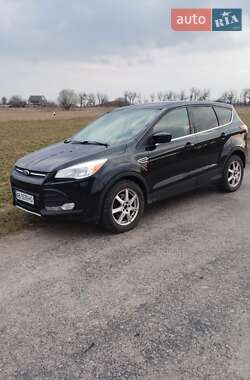 Внедорожник / Кроссовер Ford Escape 2014 в 