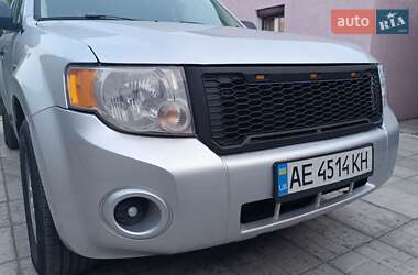 Внедорожник / Кроссовер Ford Escape 2010 в 