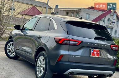 Внедорожник / Кроссовер Ford Escape 2023 в 