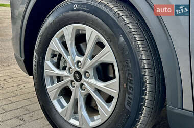 Внедорожник / Кроссовер Ford Escape 2023 в 